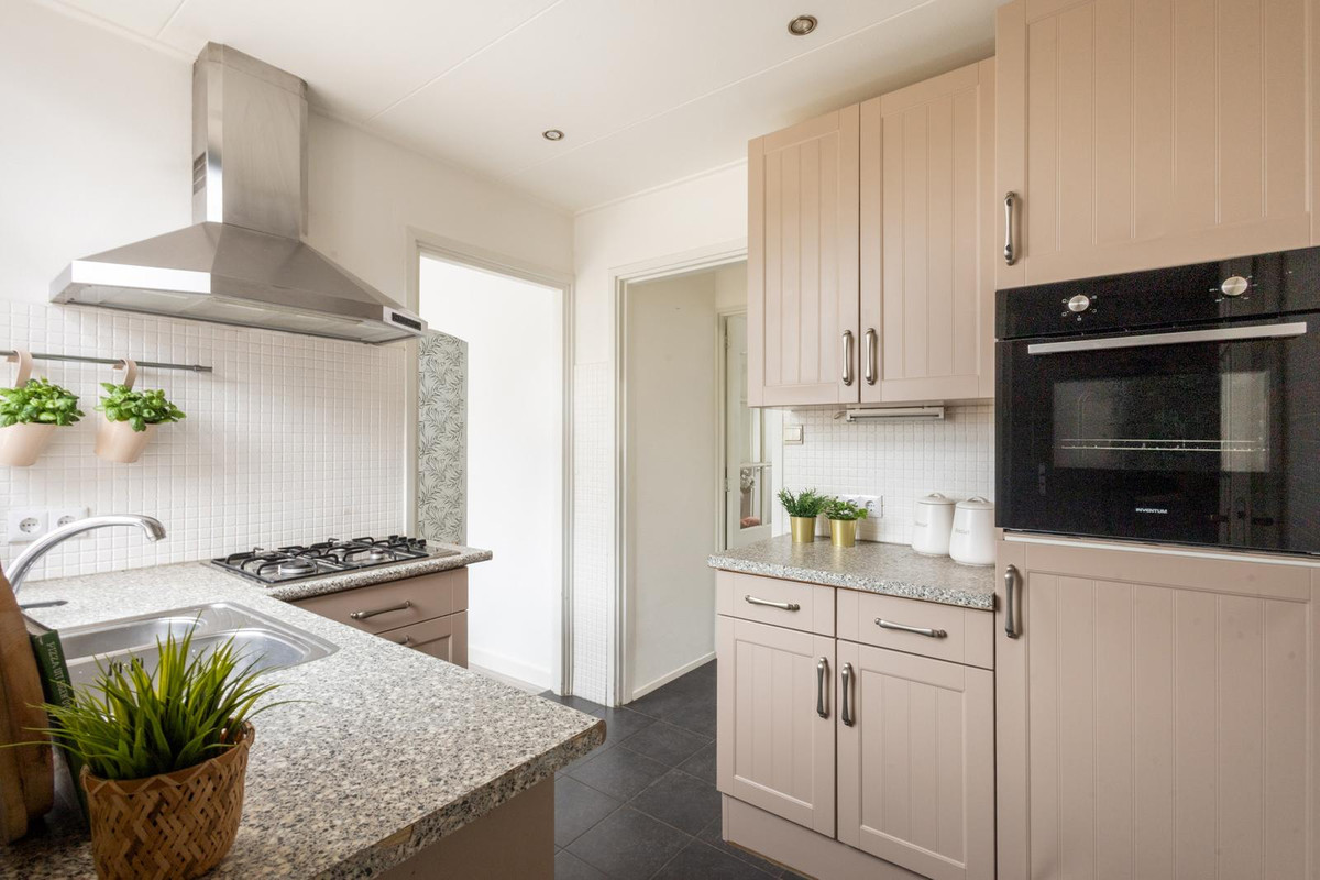 Tussenwoning te koop: Rozemarijnstraat 11, Zaamslag