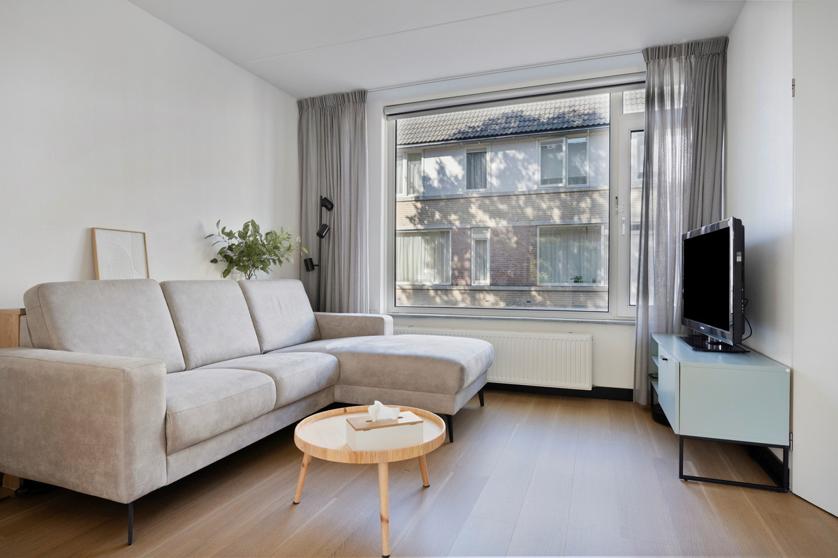 Tussenwoning te koop: Albert Baestenstraat 22, Tilburg