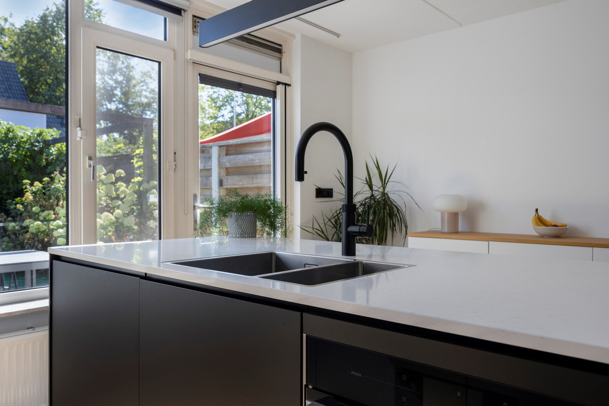 Tussenwoning te koop: Albert Baestenstraat 22, Tilburg