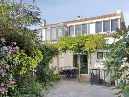 Emmastraat 14