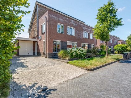 Ikenveld 19