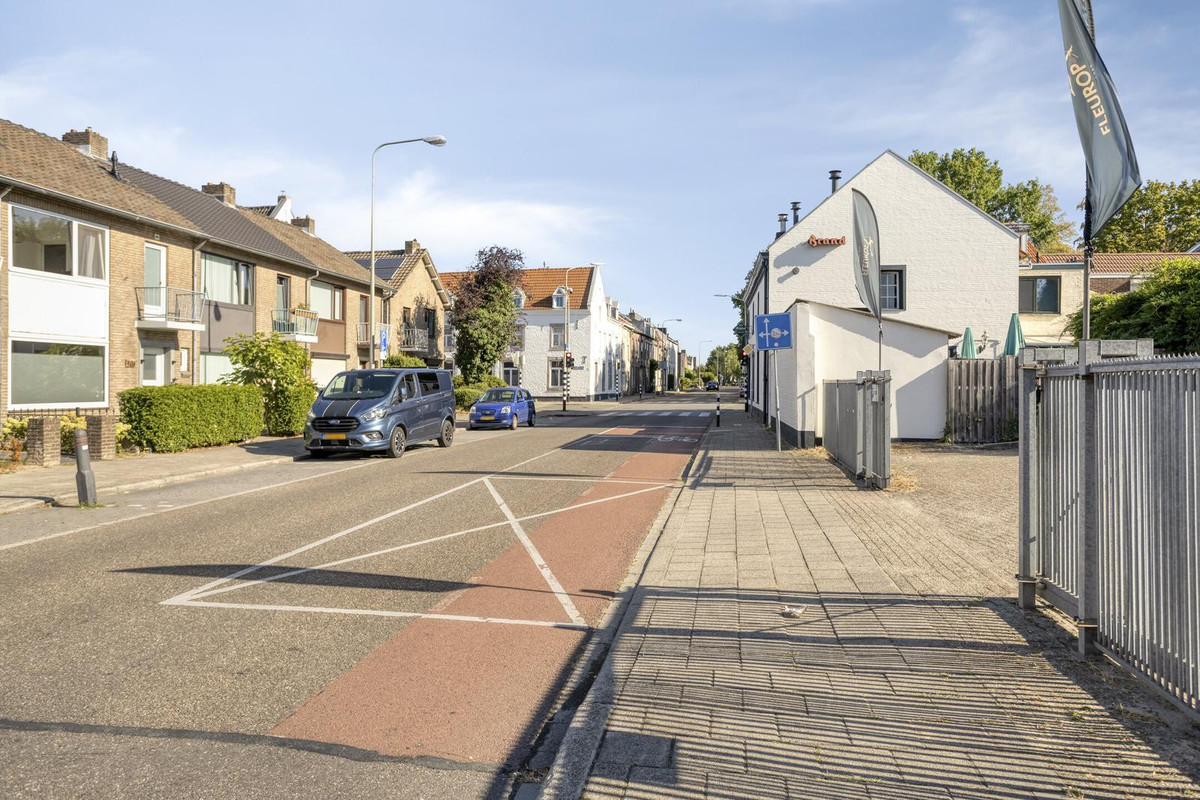 Hoekwoning te koop: Burgemeester Cortenstraat 68, Maastricht