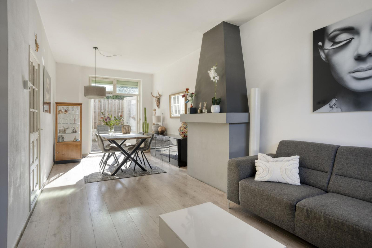 Hoekwoning te koop: Burgemeester Cortenstraat 68, Maastricht