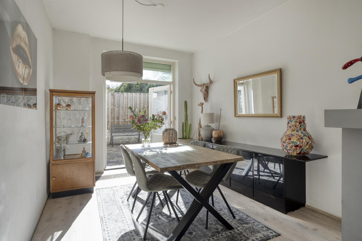 Hoekwoning te koop: Burgemeester Cortenstraat 68, Maastricht