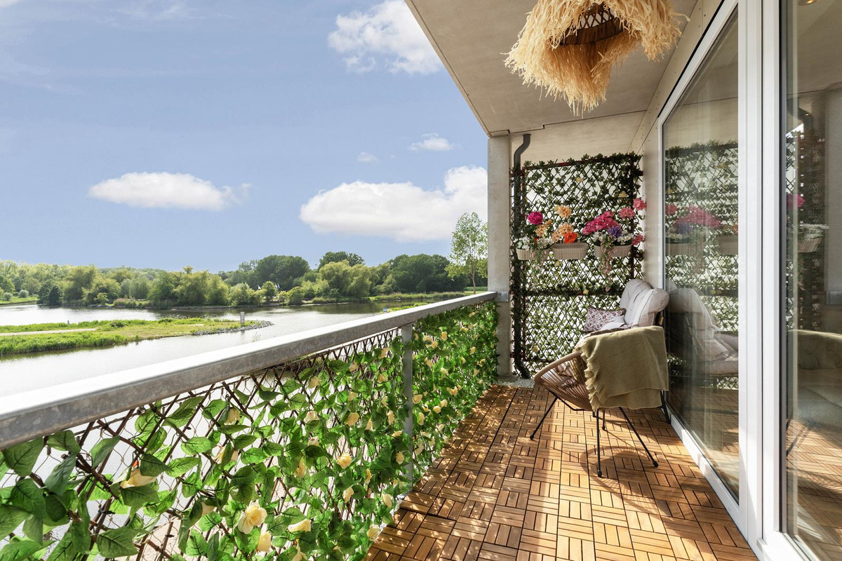 Appartement te koop: John van Vleckstraat 125, Almere