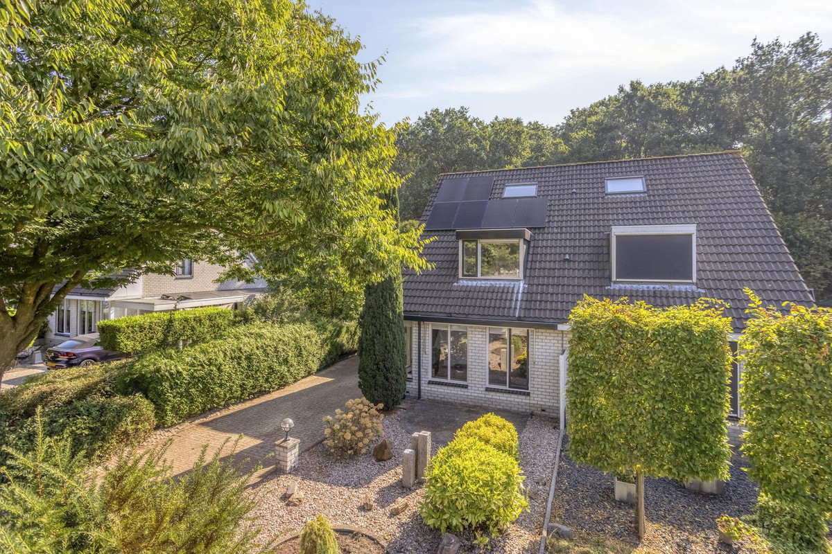 Hoekwoning te koop: Sluiskamp 3186, Wijchen