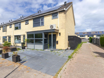 Scarlet Ducstraat 2