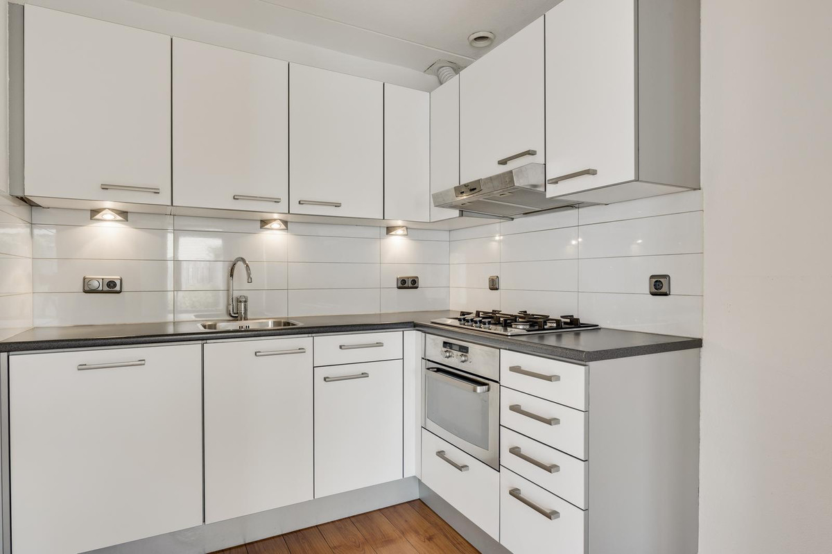 Tussenwoning te koop: Houtzaagmolen 58, Weert