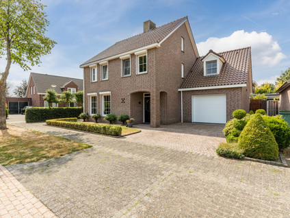 Pastoor Obersstraat 32