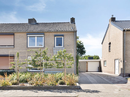 Pastoor Debetsstraat 3