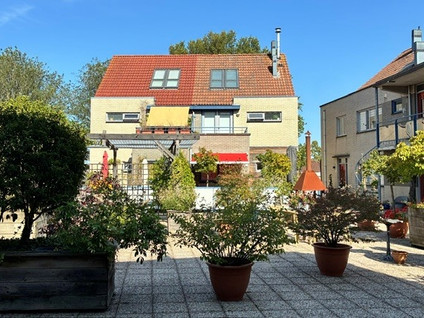 Roode Leeuw 14