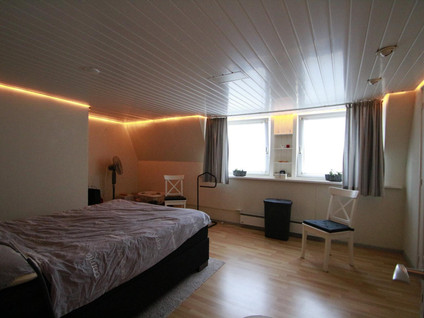 Emmasingel 11A