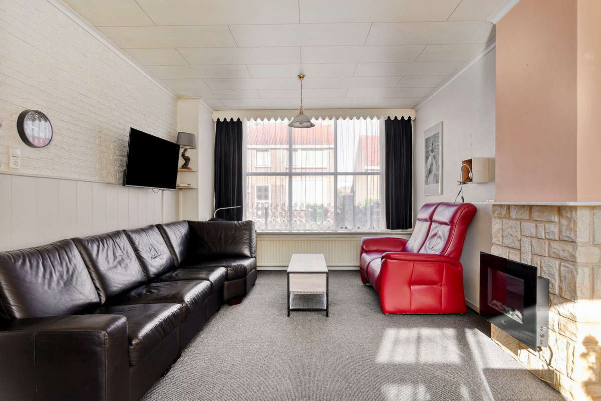 Tussenwoning te koop: Van Cantfortstraat 28, Terneuzen