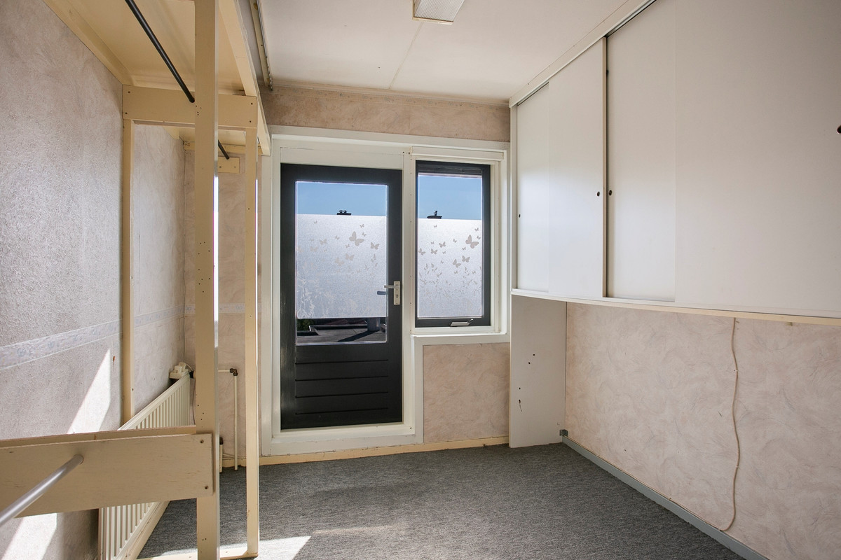Tussenwoning te koop: Van Cantfortstraat 28, Terneuzen