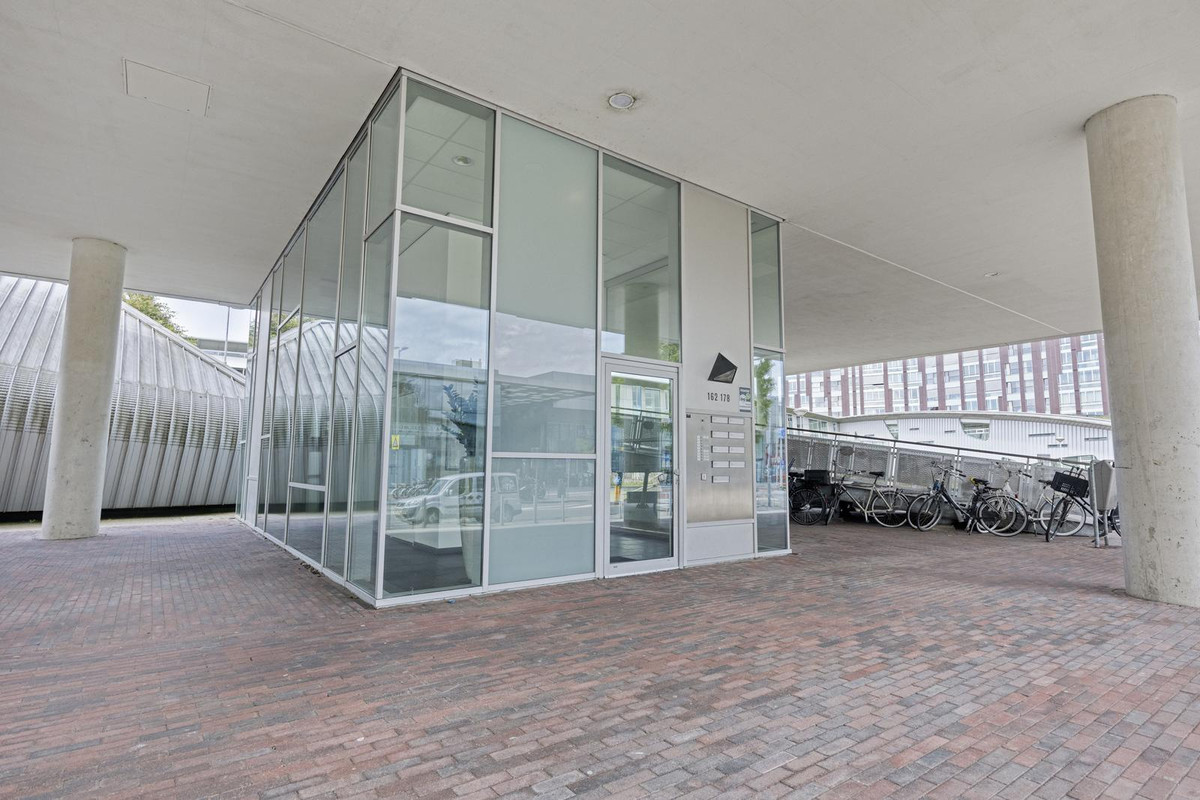 Appartement te koop: Arent Janszoon Ernststraat 162, Amsterdam