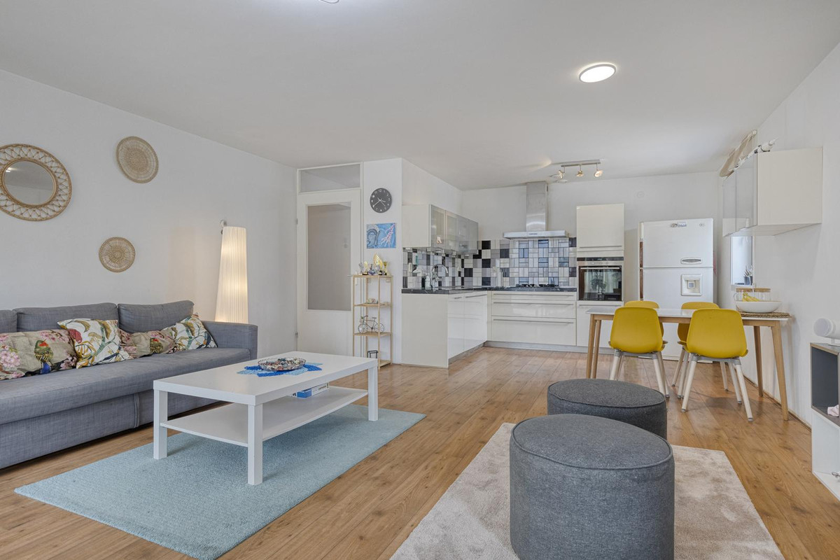 Appartement te koop: Arent Janszoon Ernststraat 162, Amsterdam