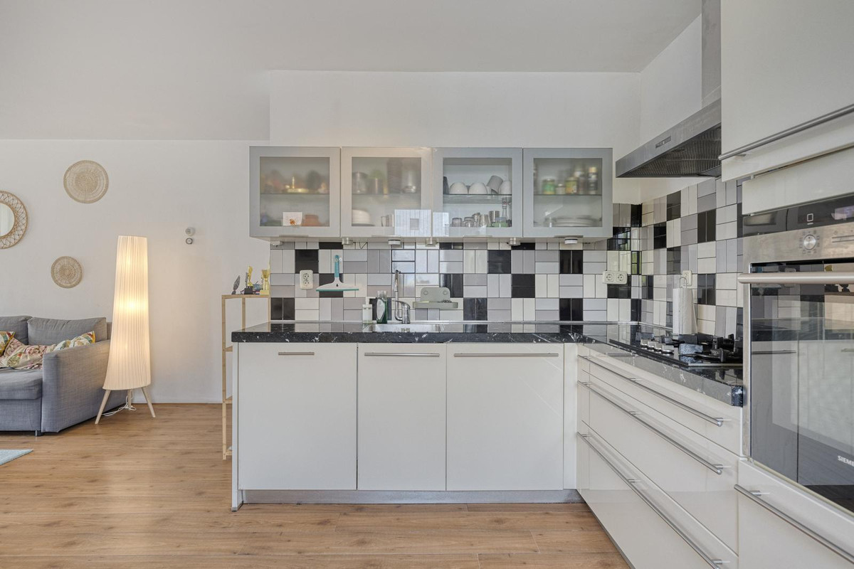 Appartement te koop: Arent Janszoon Ernststraat 162, Amsterdam