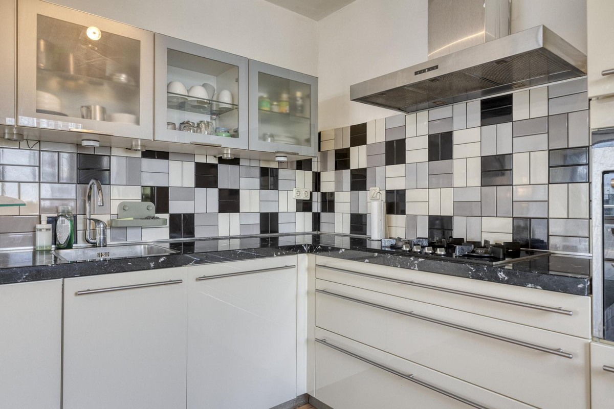 Appartement te koop: Arent Janszoon Ernststraat 162, Amsterdam