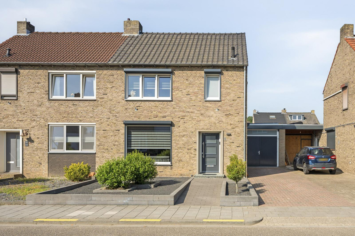 Hoekwoning te koop: Martensweg 6, Holtum