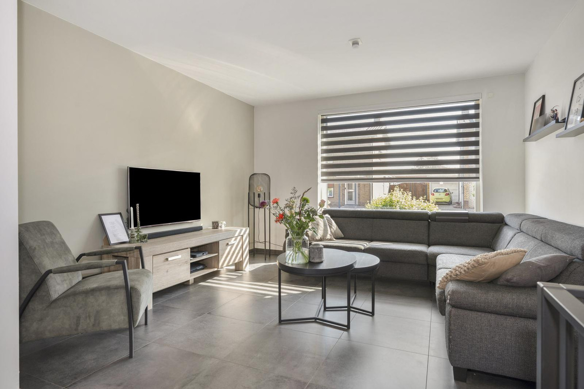 Hoekwoning te koop: Martensweg 6, Holtum