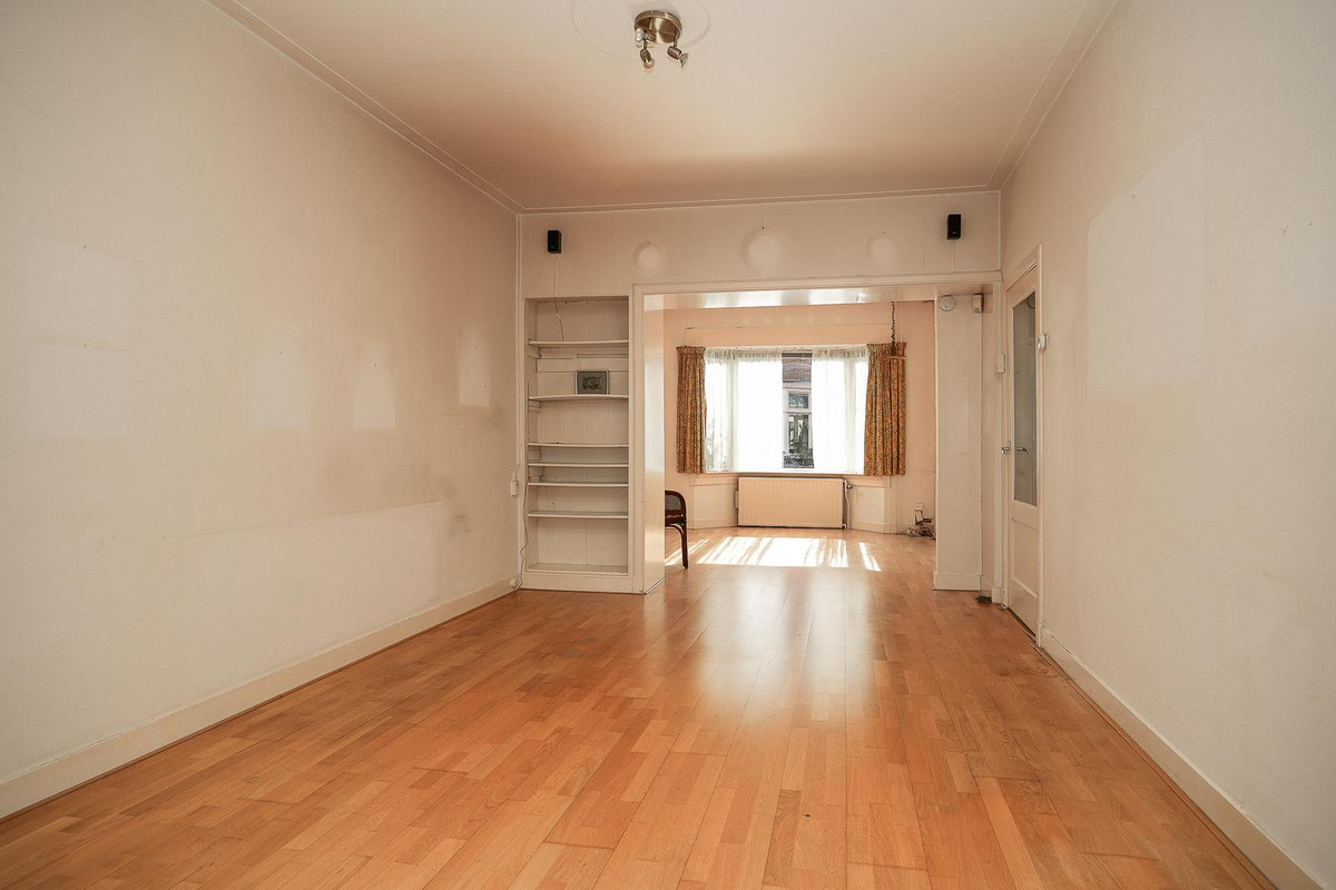 Tussenwoning te koop: Gijsbrecht van Walenborchstraat 56, Utrecht