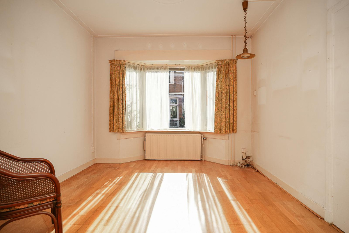 Tussenwoning te koop: Gijsbrecht van Walenborchstraat 56, Utrecht