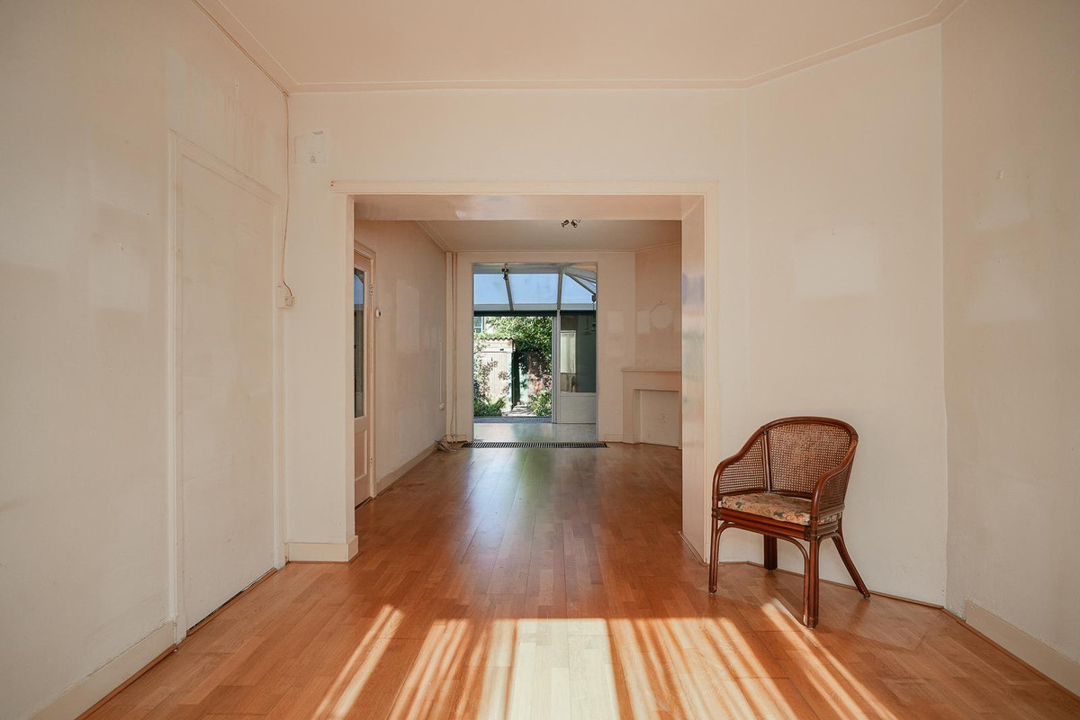 Tussenwoning te koop: Gijsbrecht van Walenborchstraat 56, Utrecht