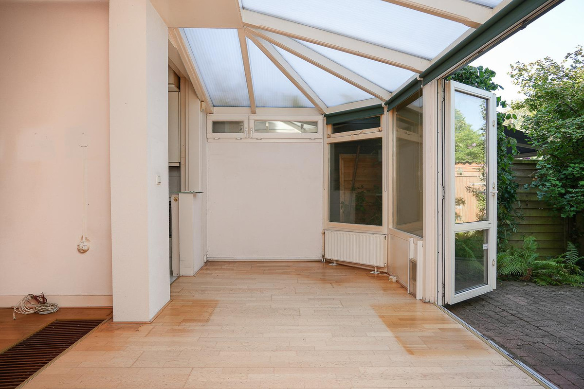 Tussenwoning te koop: Gijsbrecht van Walenborchstraat 56, Utrecht