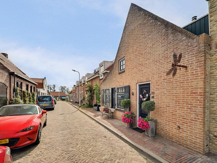 Zuidstraat 12