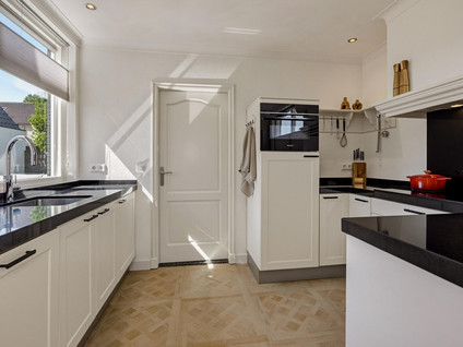 Hoogstraat 27