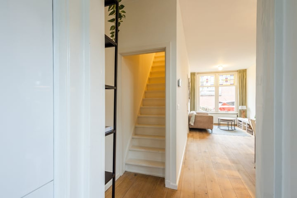 Tussenwoning te huur: Pieter de Hooghstraat 17, Utrecht
