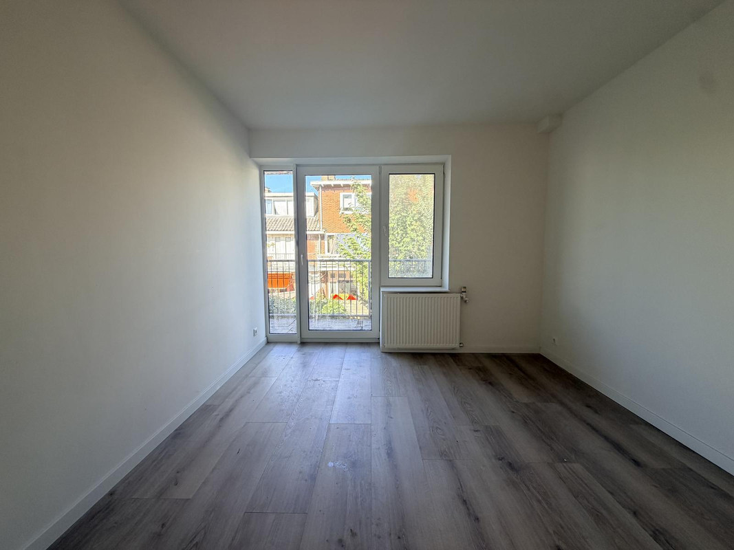 Tussenwoning te huur: Constant Erzeijstraat 57, Utrecht