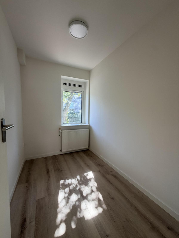 Tussenwoning te huur: Constant Erzeijstraat 57, Utrecht