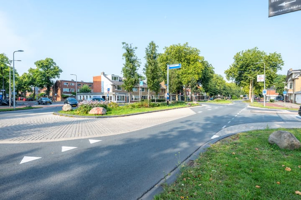 Tussenwoning te huur: Constant Erzeijstraat 57, Utrecht