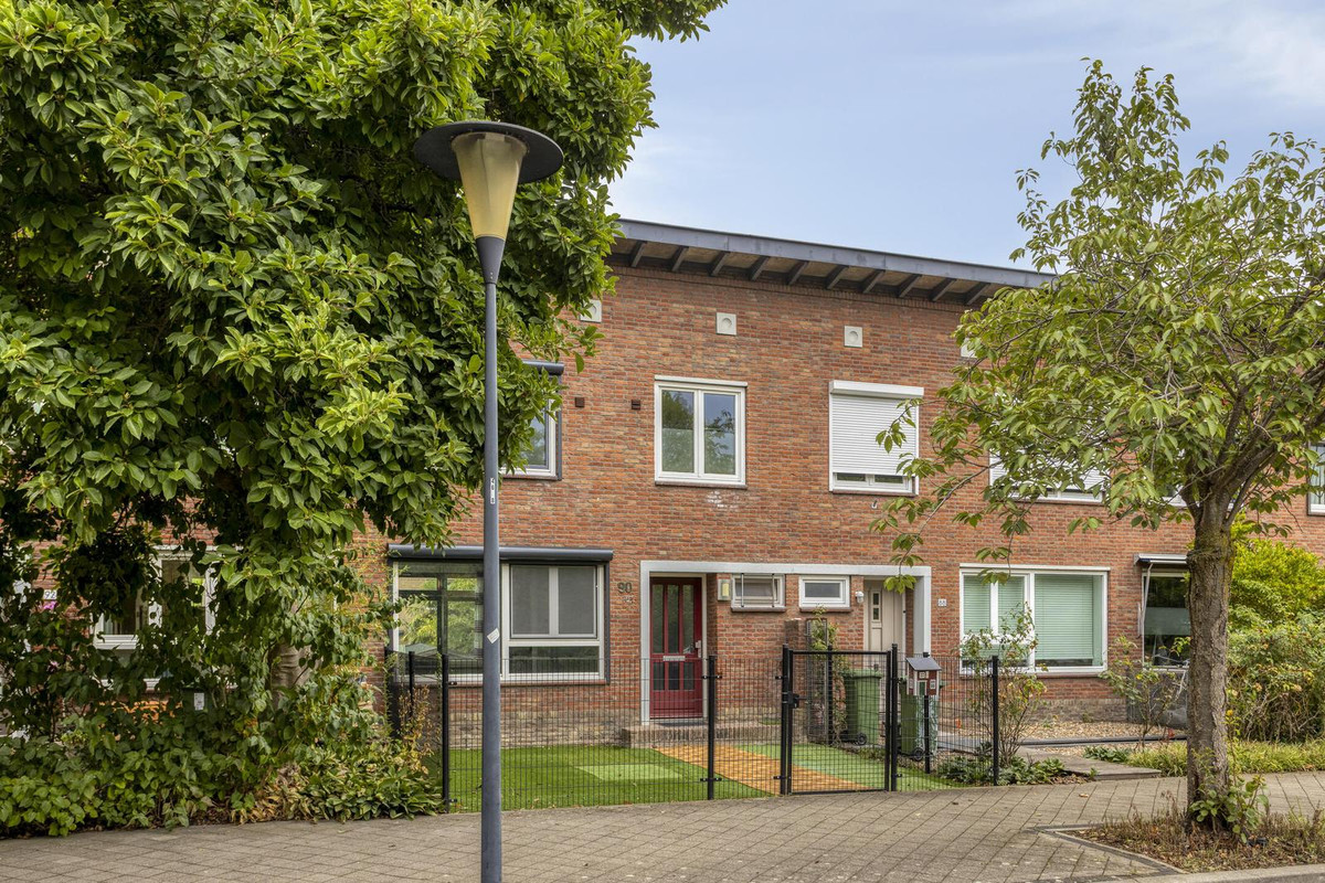 Tussenwoning te koop: Alfons Ariënsstraat 90, Maastricht