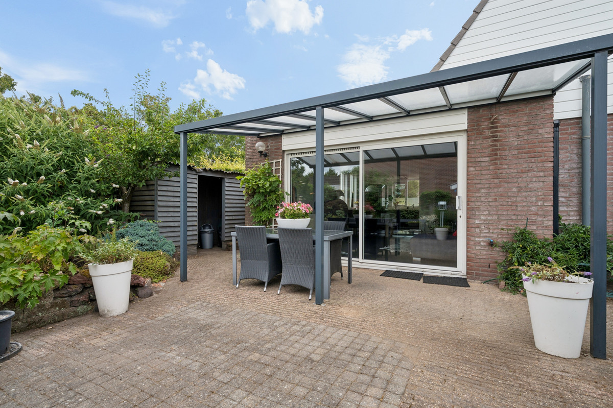 Hoekwoning te koop: Ben Goerionsingel 2, Ede