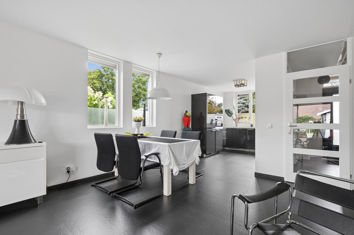 Hoekwoning te koop: Ben Goerionsingel 2, Ede