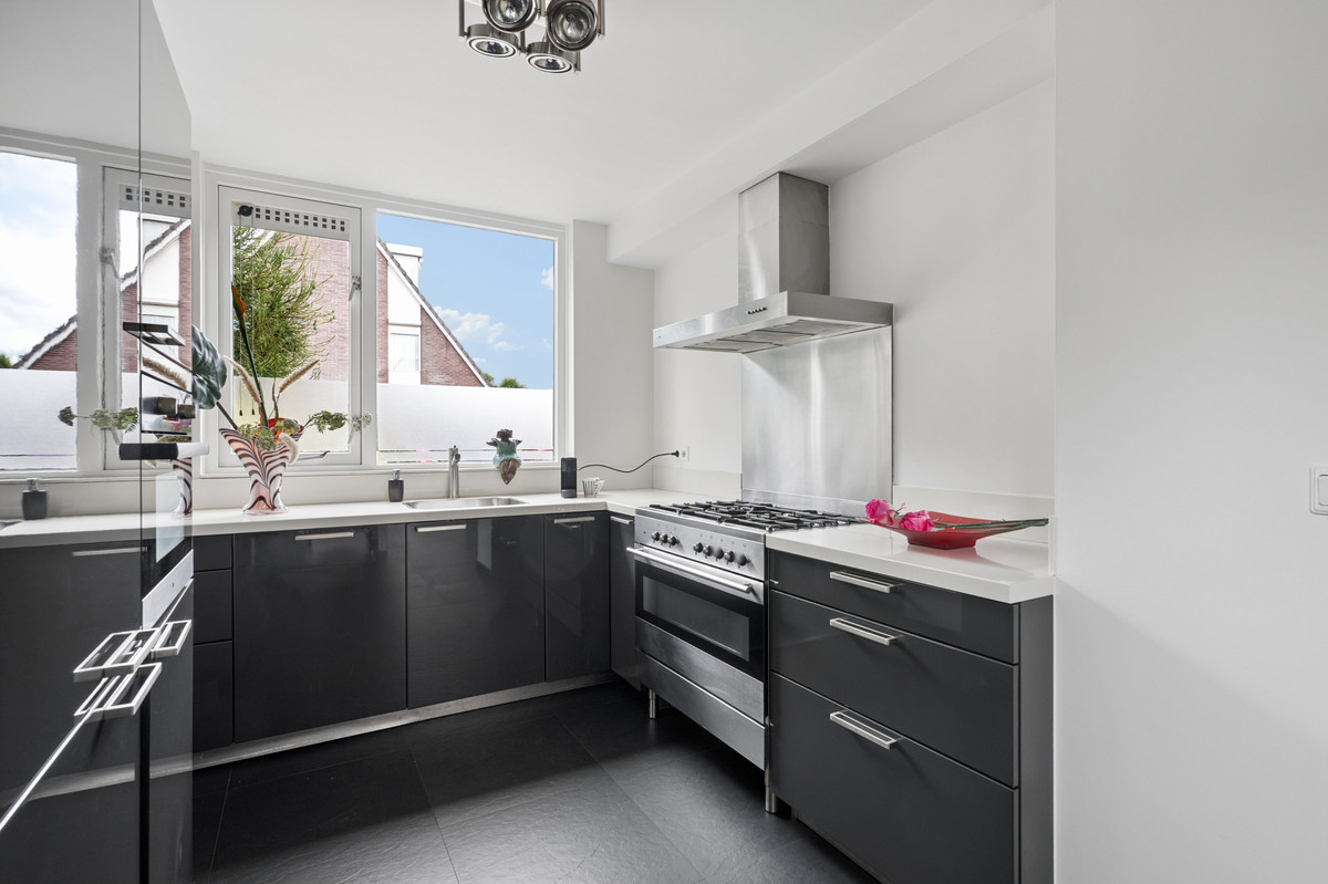 Hoekwoning te koop: Ben Goerionsingel 2, Ede