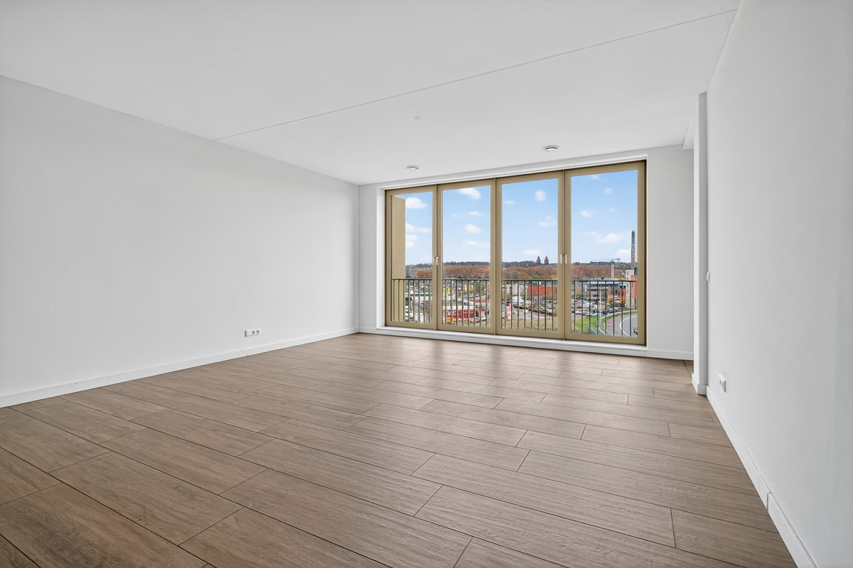 Appartement te koop: Frederik Hendriklaan 58E08, Maastricht