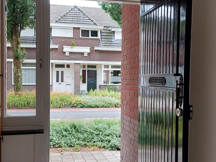 Kerkstraat 32