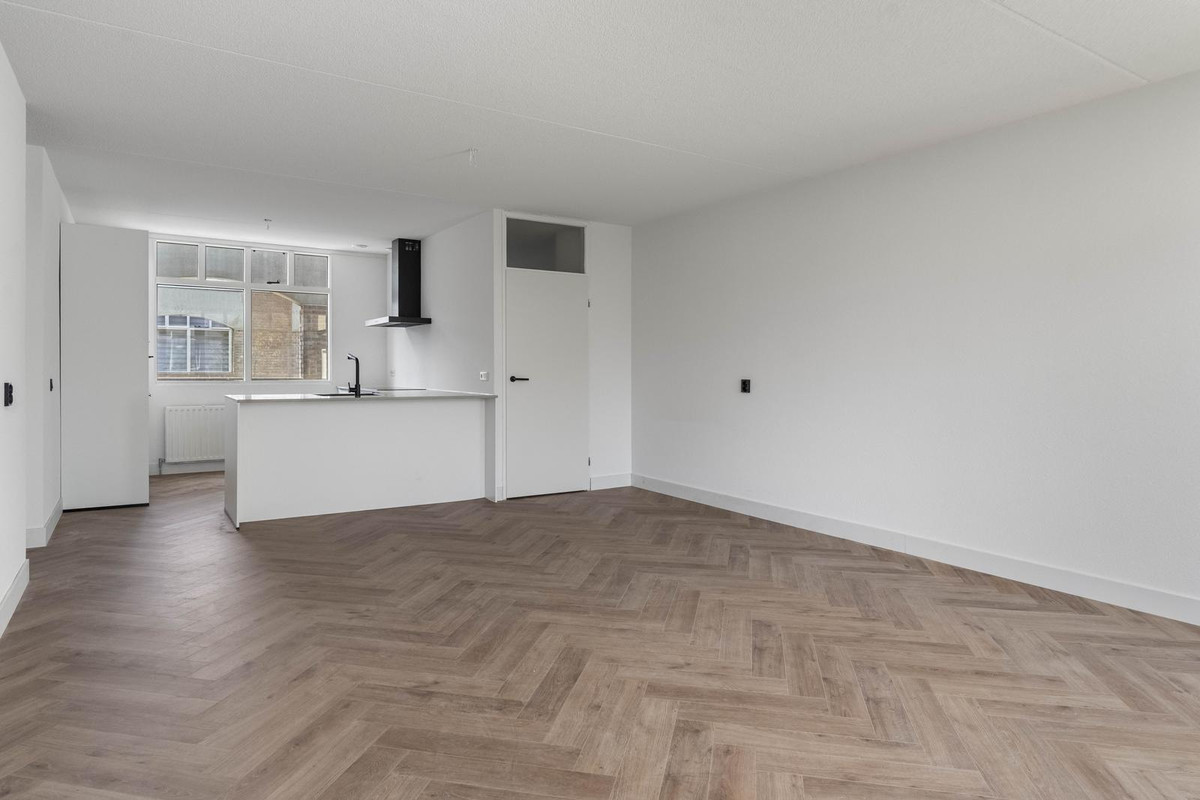 Appartement te koop: Zadelmakerstraat 43, Almere