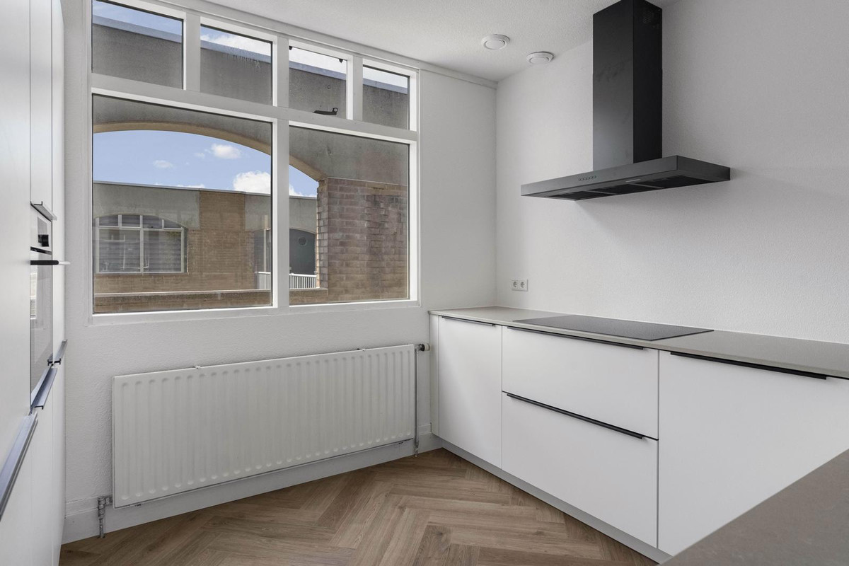 Appartement te koop: Zadelmakerstraat 43, Almere
