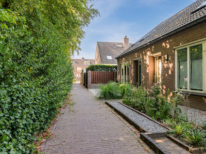 Aan 't Laar 18