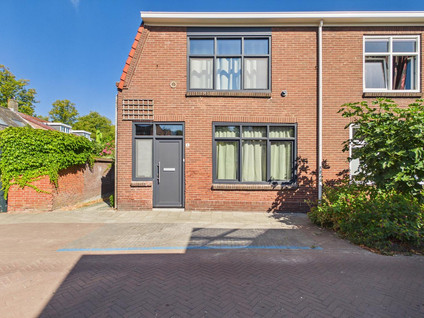 Leliestraat 1