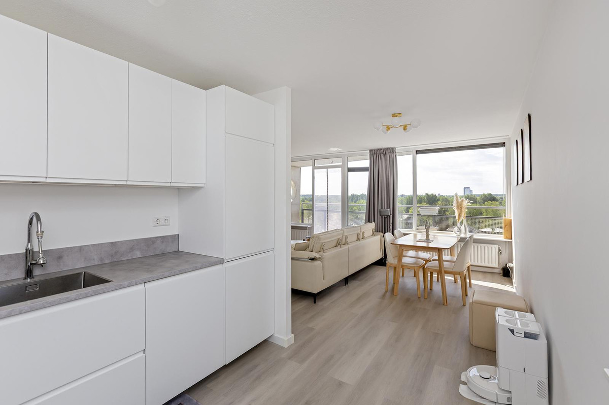 Appartement te koop: Cinemadreef 276, Almere