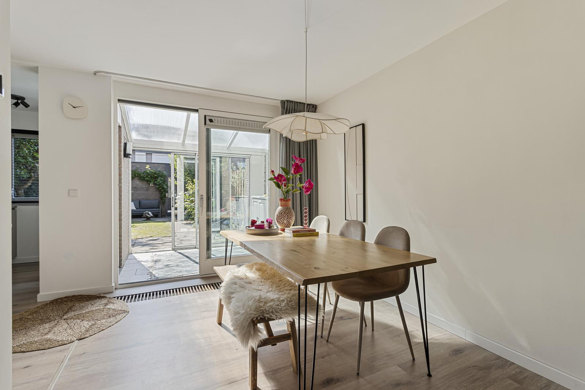 Hoekwoning te koop: Kraanvogel 5, Breda