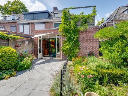 Kloosterstraat 12