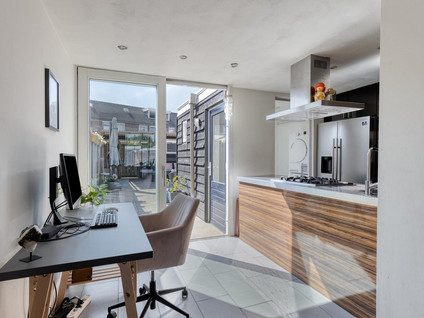 Buys Ballotstraat 19