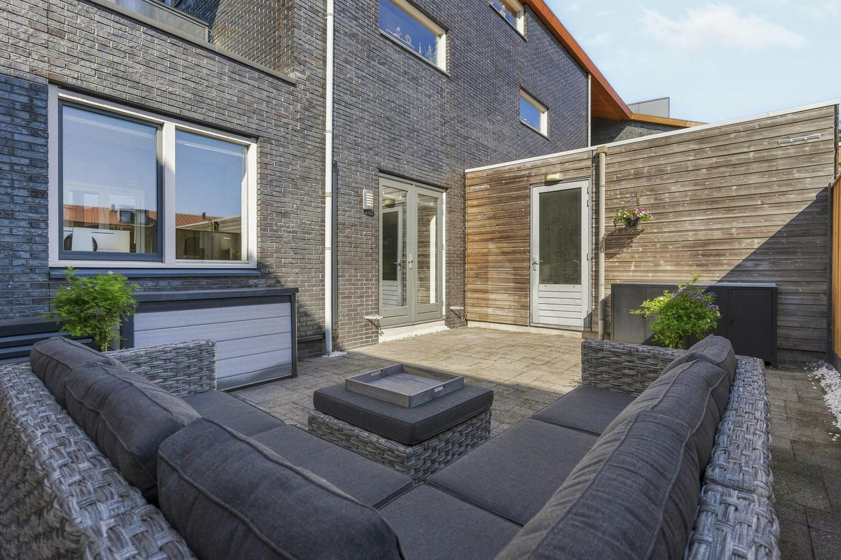Appartement te koop: Grootzeil 24, Almere