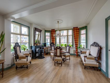 Raadhuisstraat 23